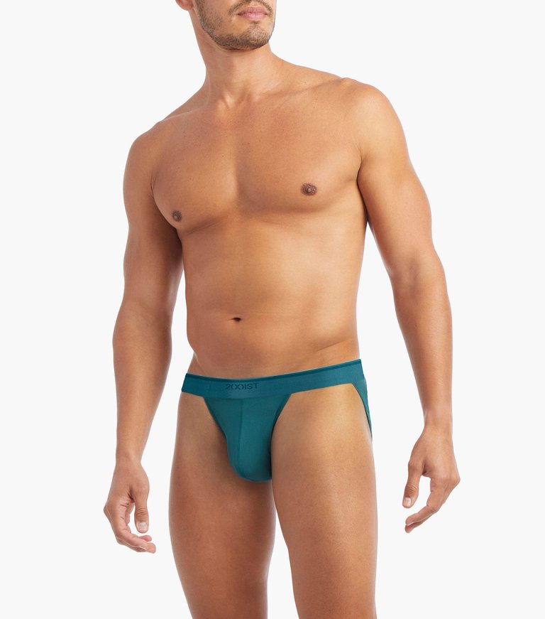 Lightning | Sport Brief - Submerged