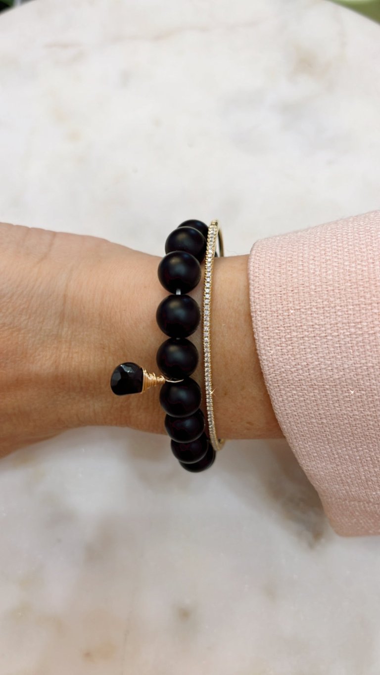 Matte Black Onyx Large Stone Stretch Bracelet With Black Onyx Hand-Wrapped In Gold