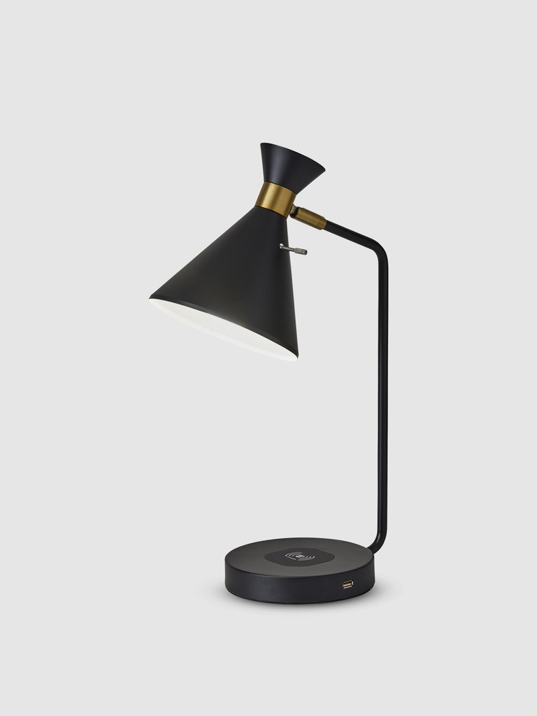 Maxine AdessoCharge Desk Lamp