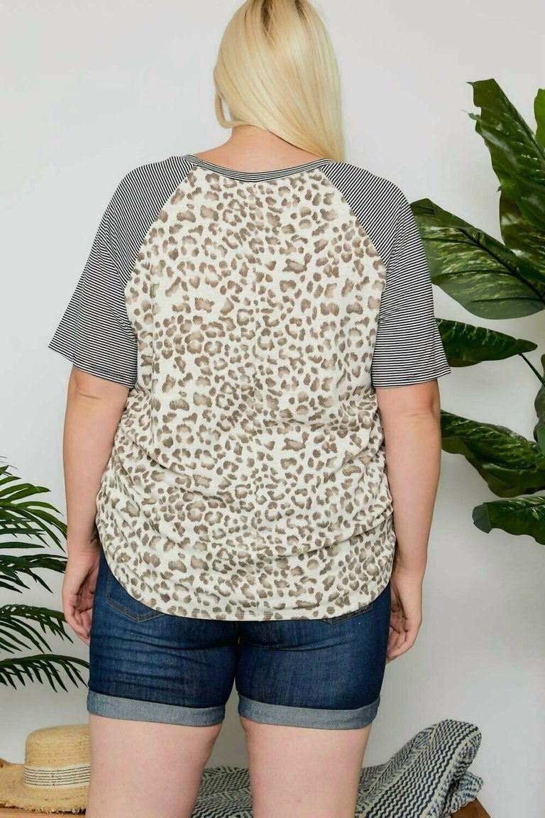 Short Sleeve Plus Top In Leopard