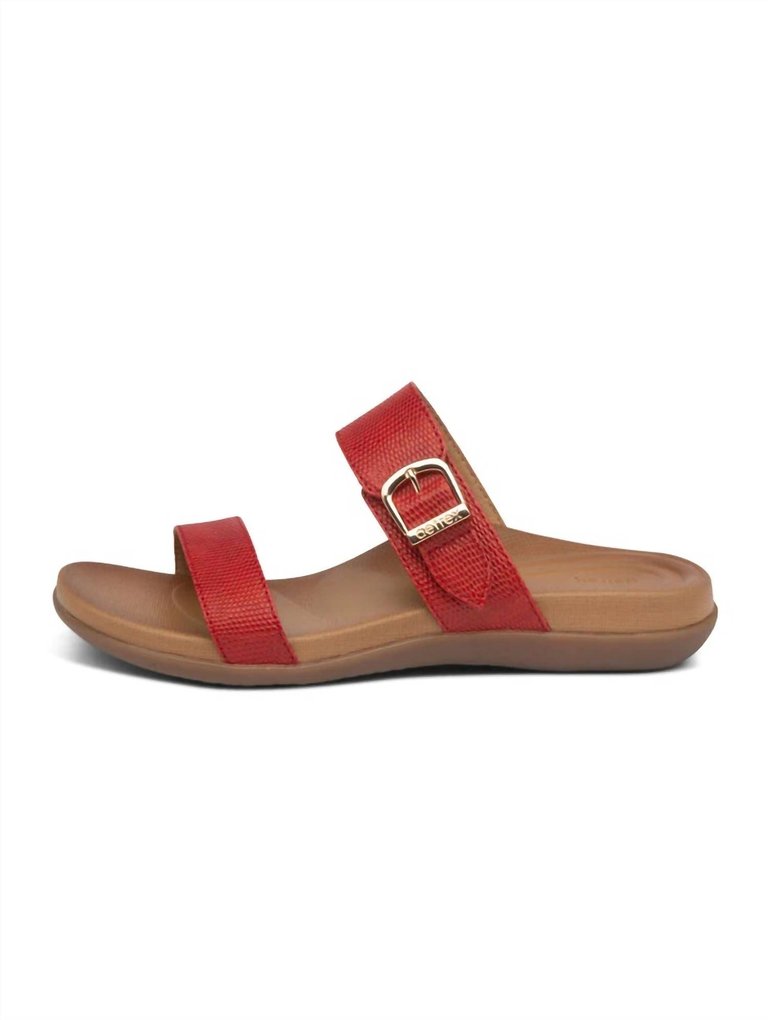 Mimi Sandal