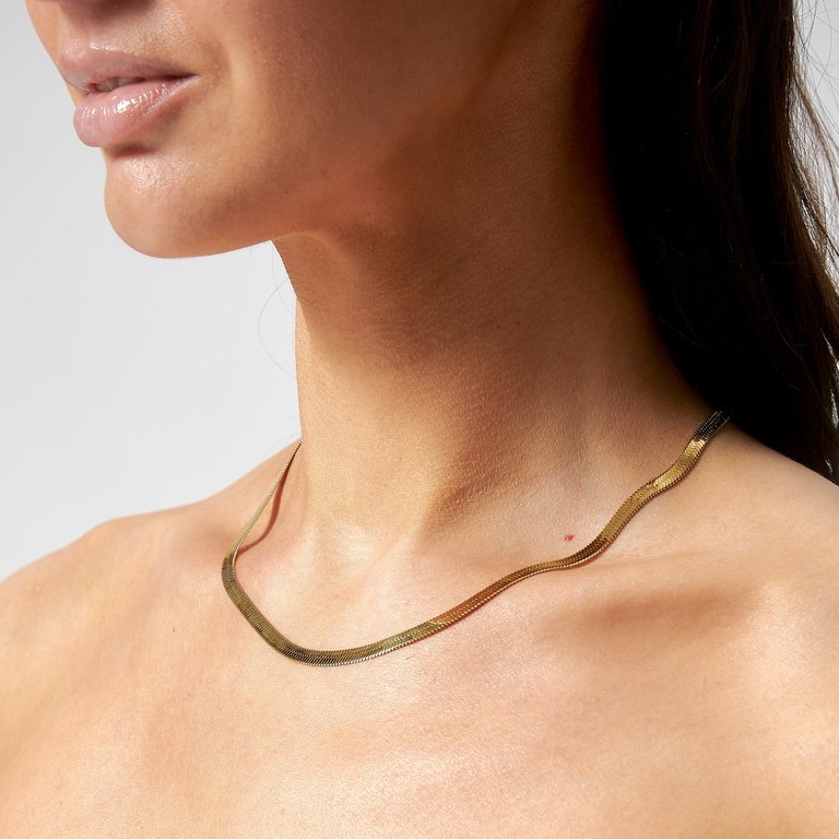 Serpens. Herringbone Snake Necklace - Gold