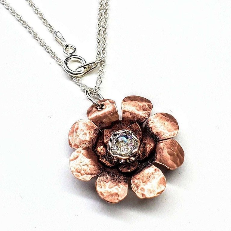 Copper Crystal Flower Spinner Necklace - Crystal