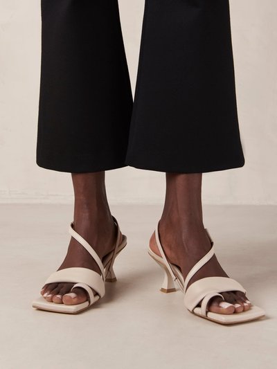 ALOHAS Asymmetric Straps Cream Leather Sandals product