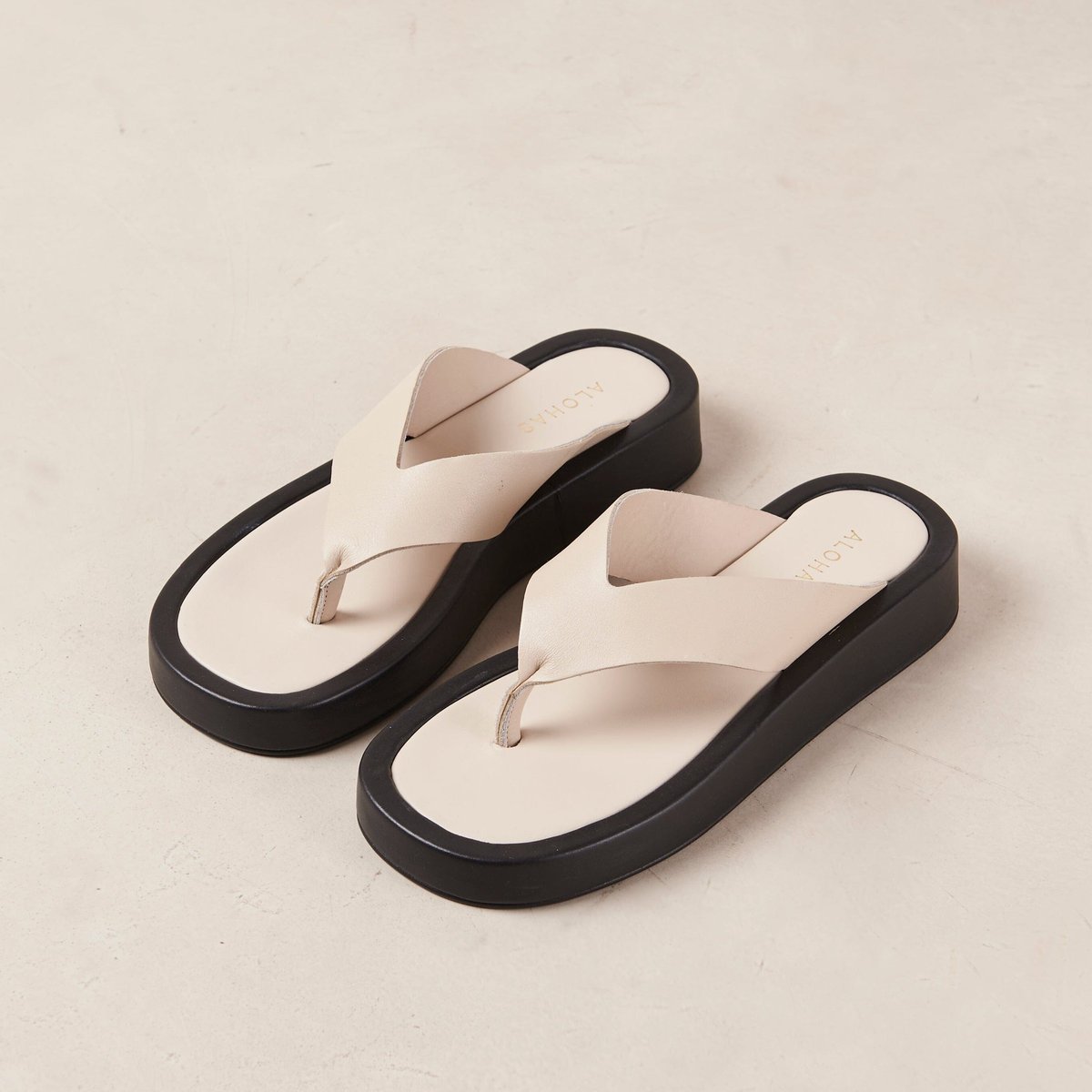 ALOHAS Overcast Cream Leather Sandals