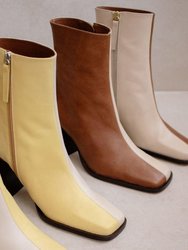 South Bicolor Boot