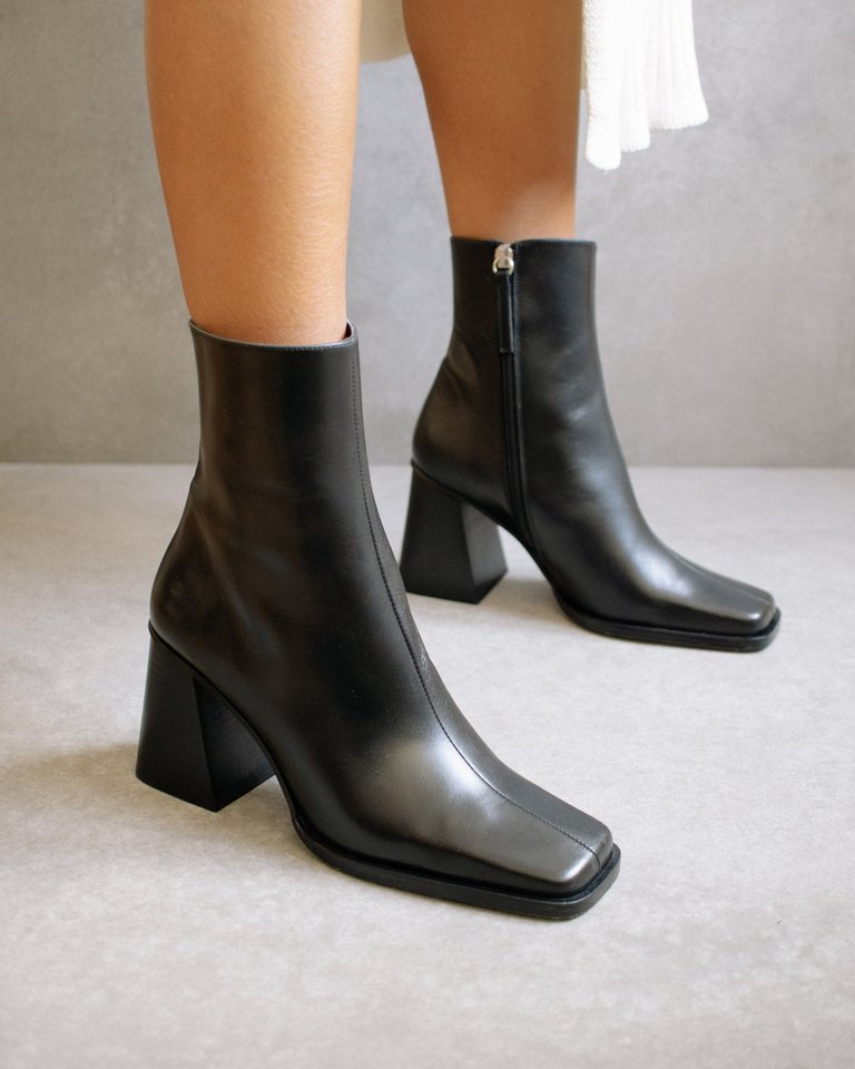 South Leather Boots