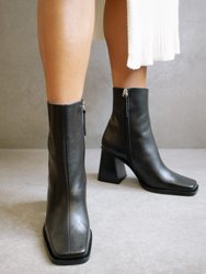 South Leather Boots - Black