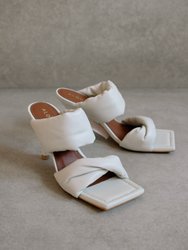 Twist Strap Sandal - off white