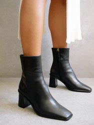 West Leather Boots - Total Black