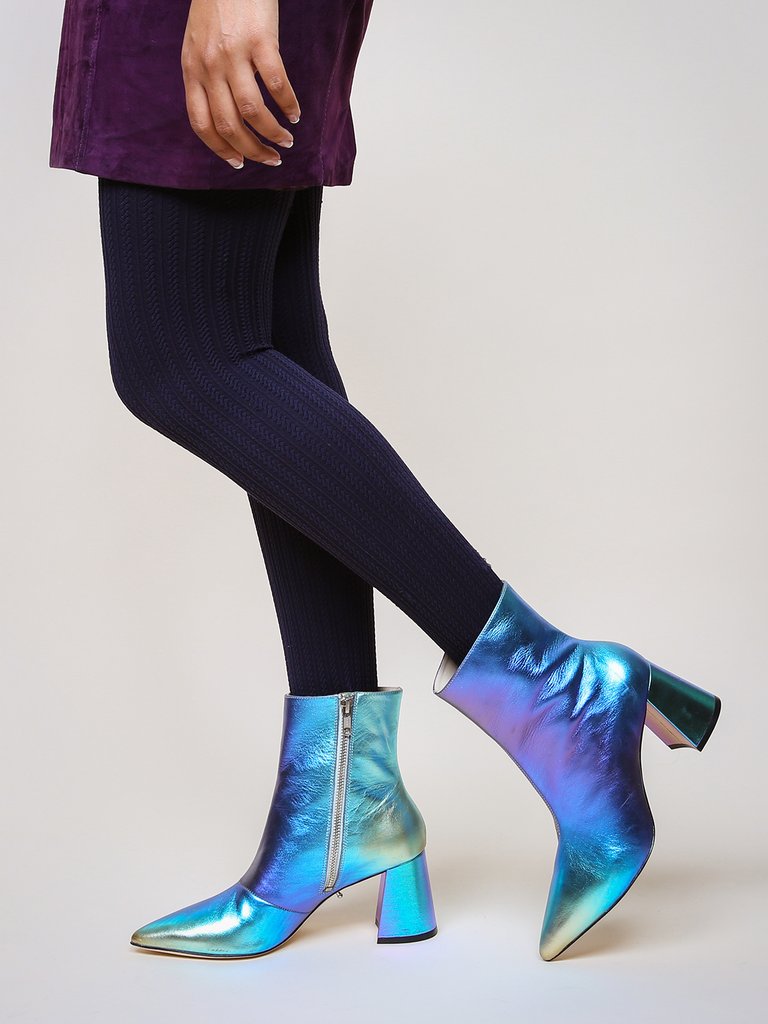 Galaxy Boot