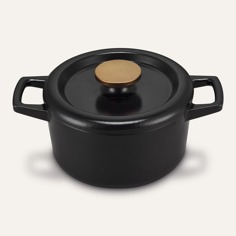 Nori Dutch Oven With Steamer Basket