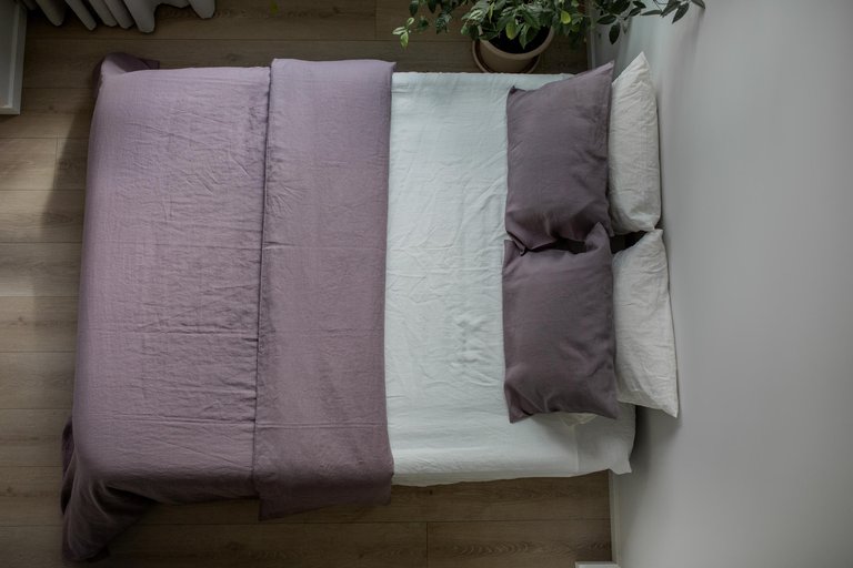 Linen pillowcase in Dusty Lavender