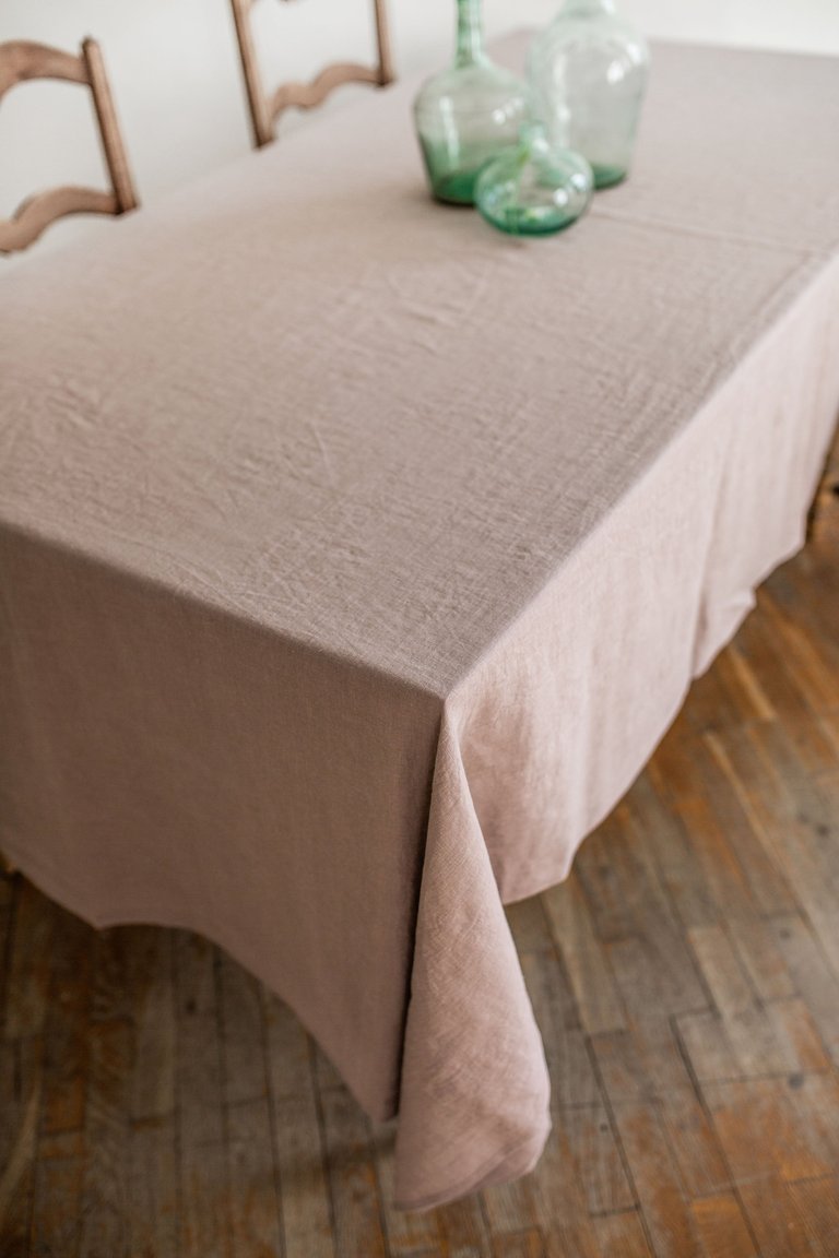 Linen tablecloth in Rosy Brown - Beige