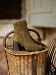 Pausa Calfskin Velvet Boots