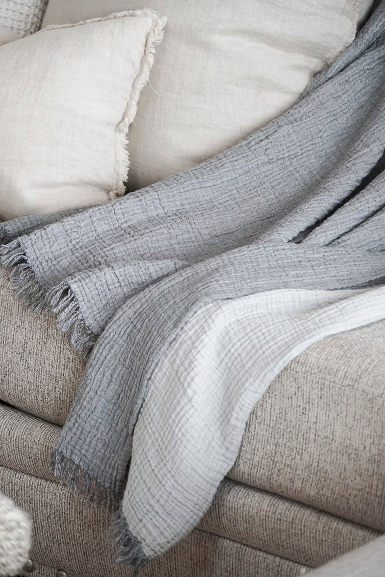Oversized Crinkled Cuddle Blanket