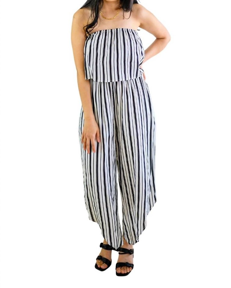 Modern Stripes Sleeveless Jumpsuit In Navy/White - Navy/White