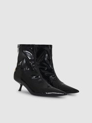 Hilda Boots - High-Shine Black