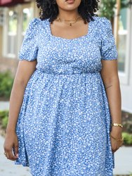 Plus Size White Floral Print Swing Dress with Square Neckline