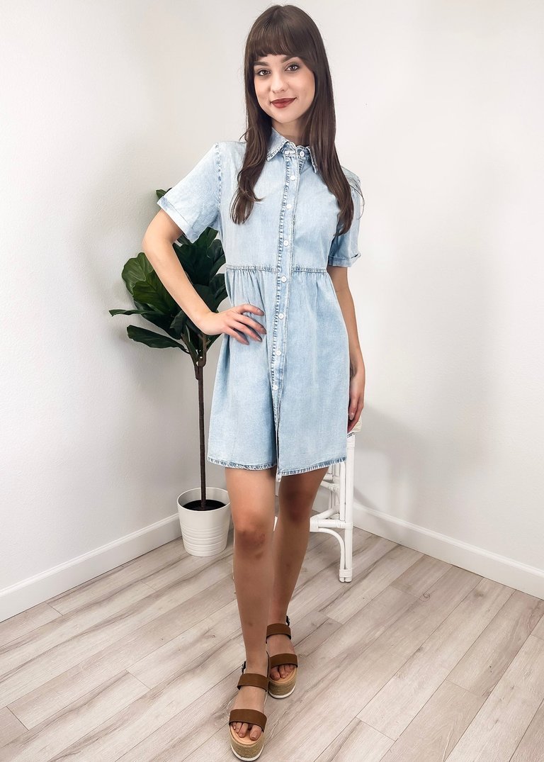 Women's Casual Short Sleeve High Waist Button Down Tiered Denim Shirt Dress - Light Denim