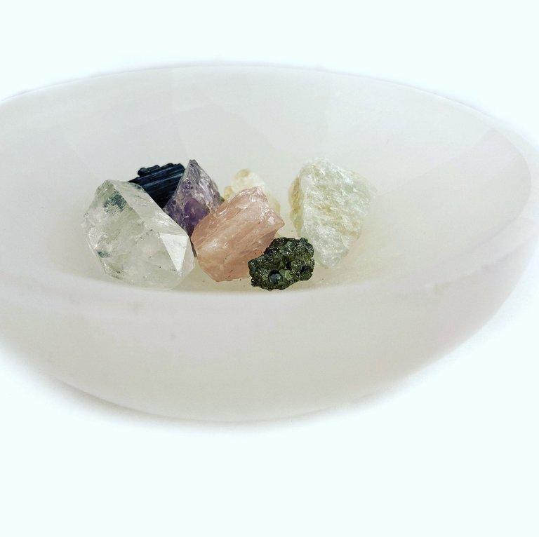 Large Polished Selenite Charging Crystal Bowl