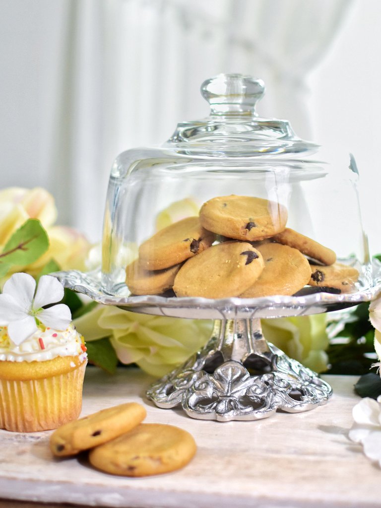 Fleur-De-Lis Plate with Glass Dome