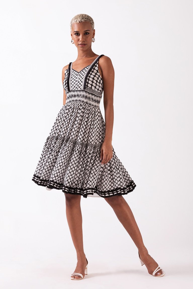 Solstice v Neck Mini Dress With Fringed Lace Detailings - Black & White