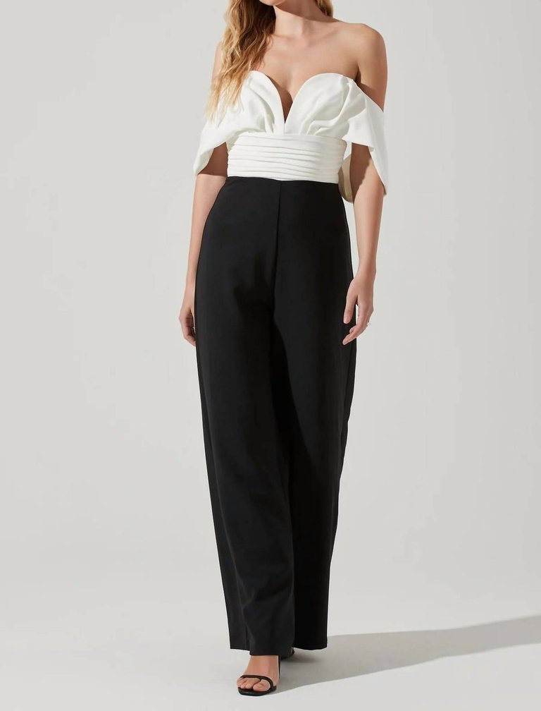 Betania Wide Leg Jumpsuit In Black - Black