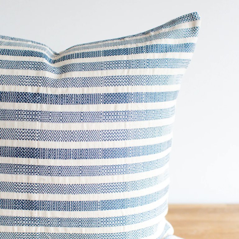 Linea Pillow - Blue