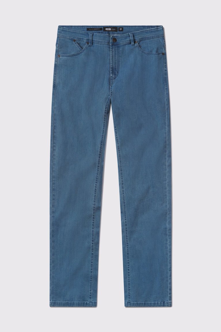 Relaxed Athletic Fit Jeans 2.0 - Light Wash