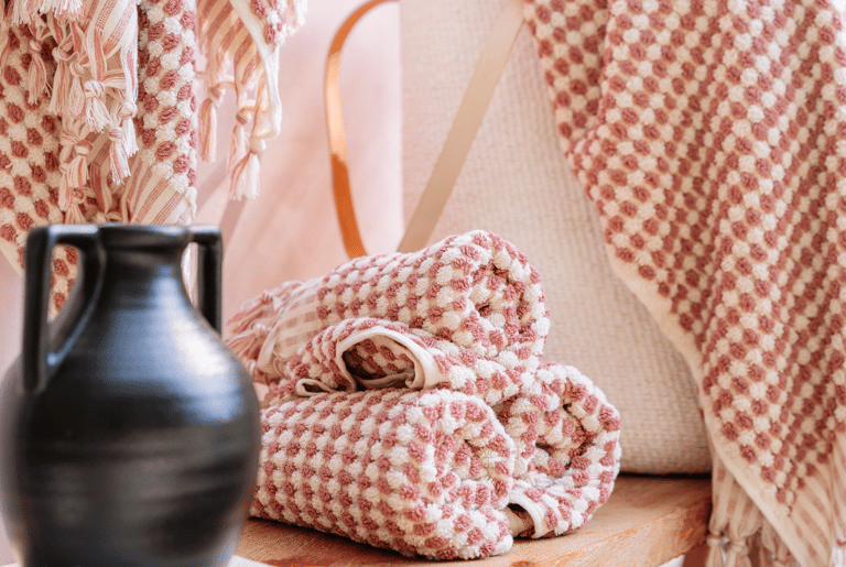 Beach Haus Dotted Turkish Bath / Pool Towel - Dusty Rose