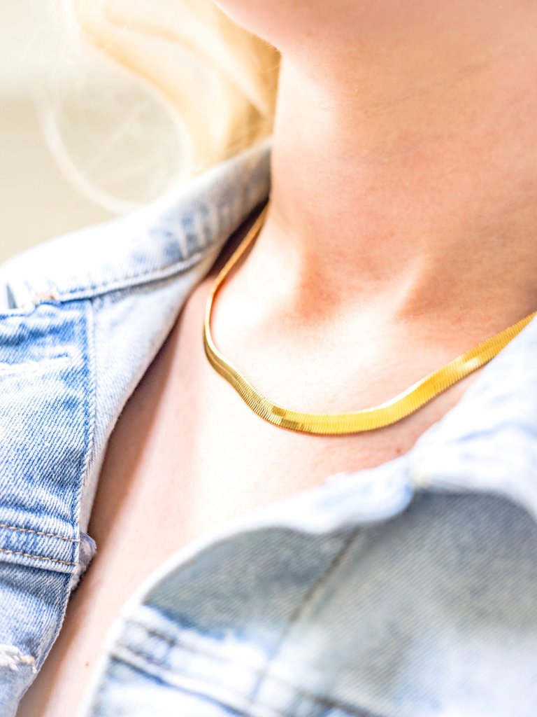 Kayden Herringbone Necklace