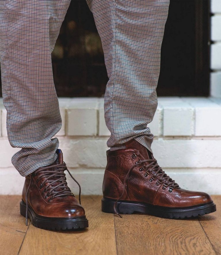 Arrowhead Boots In Teak Rustic