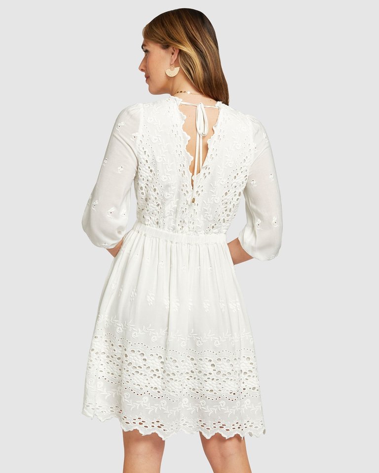 Absolutely Beautiful White Eyelet Lace Ruffled Skater Mini Dress