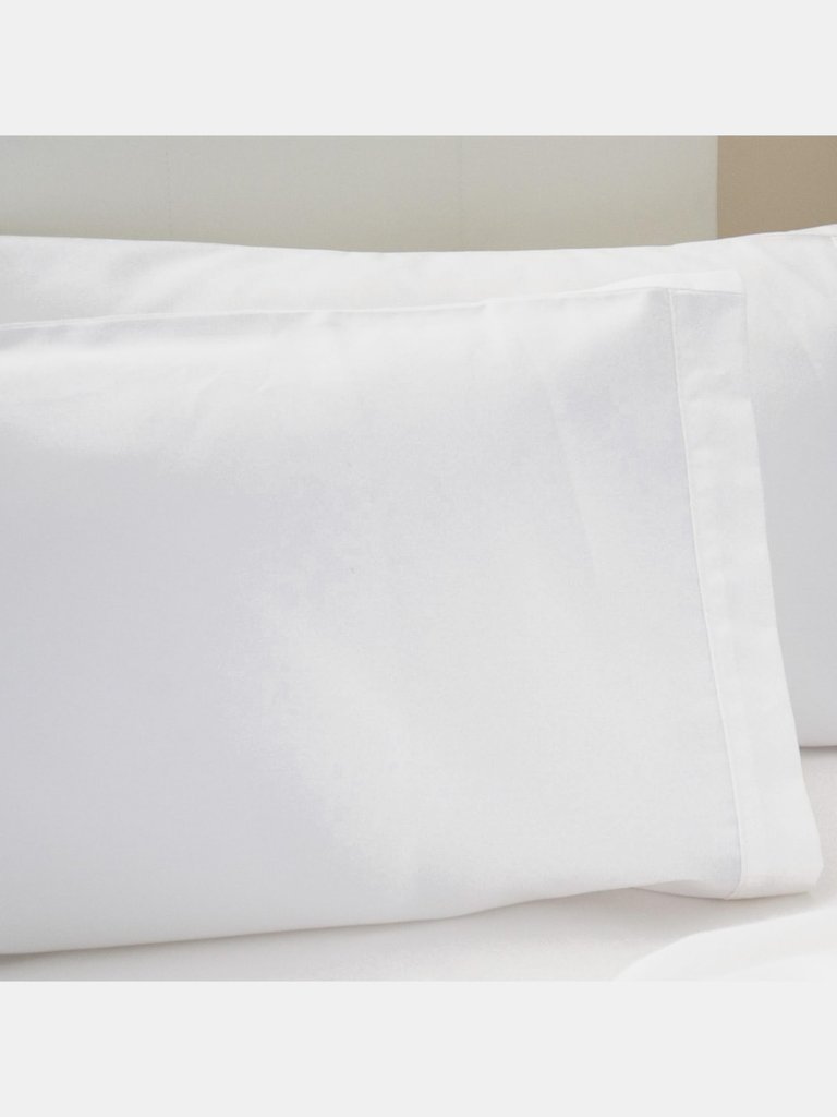 Belledorm Cotton Percale Housewife Pillowcase Pair (White) (One Size)