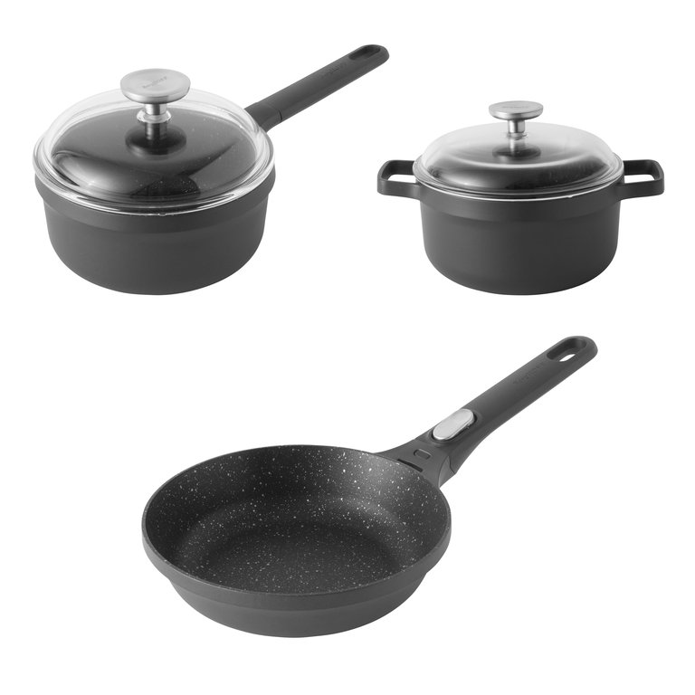 https://images.verishop.com/berghoff-berghoff-gem-5pc-cast-aluminum-nonstick-starter-cookware-set/M05413821328669-210910241?auto=format&cs=strip&fit=max&w=768