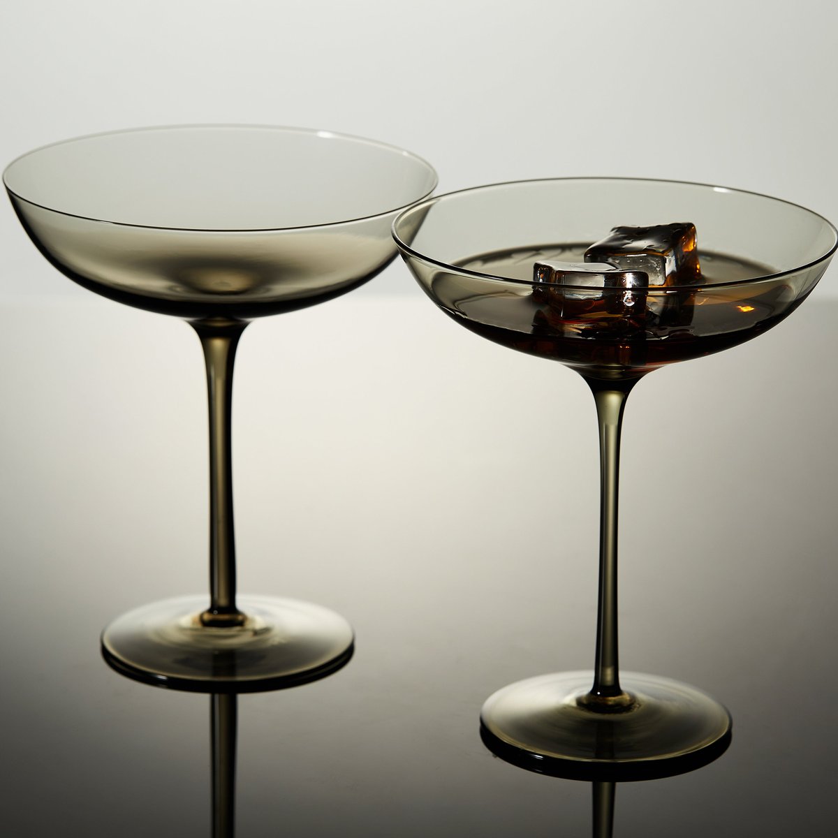 Berkware Set of 2 Luxurious and Elegant Coupe Cocktail Glass - Blue