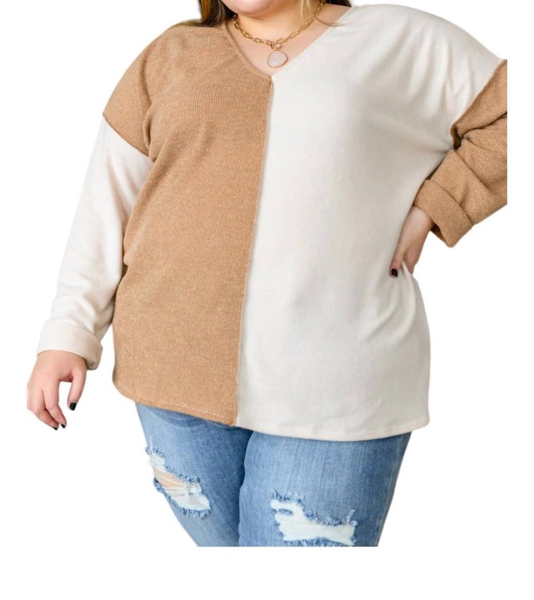 Long Sleeve V-Neck Top In White - White