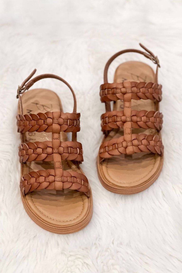 Women's Buckle Closure Sandal In Brown - Brown