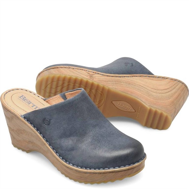 Women Natalie Clog In Light Blue - Light Blue