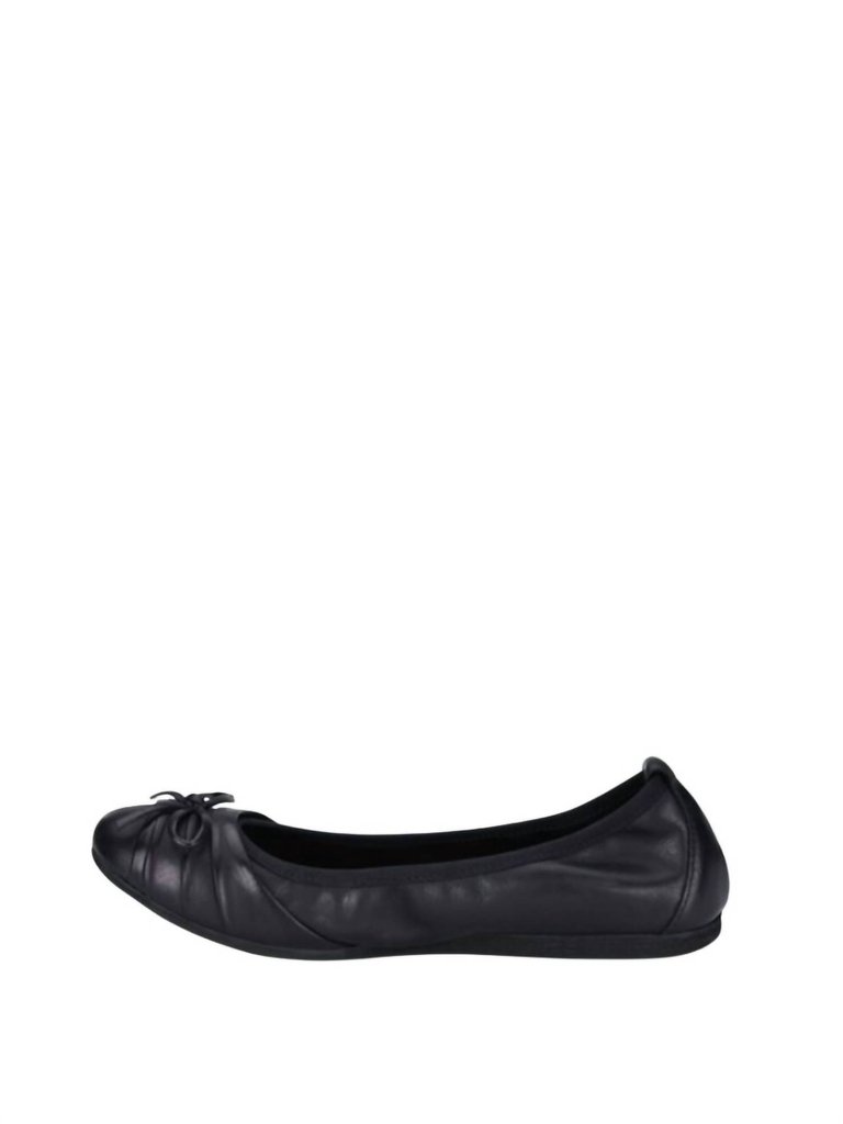 Women's Chelan Ballet Flats In Black - Black