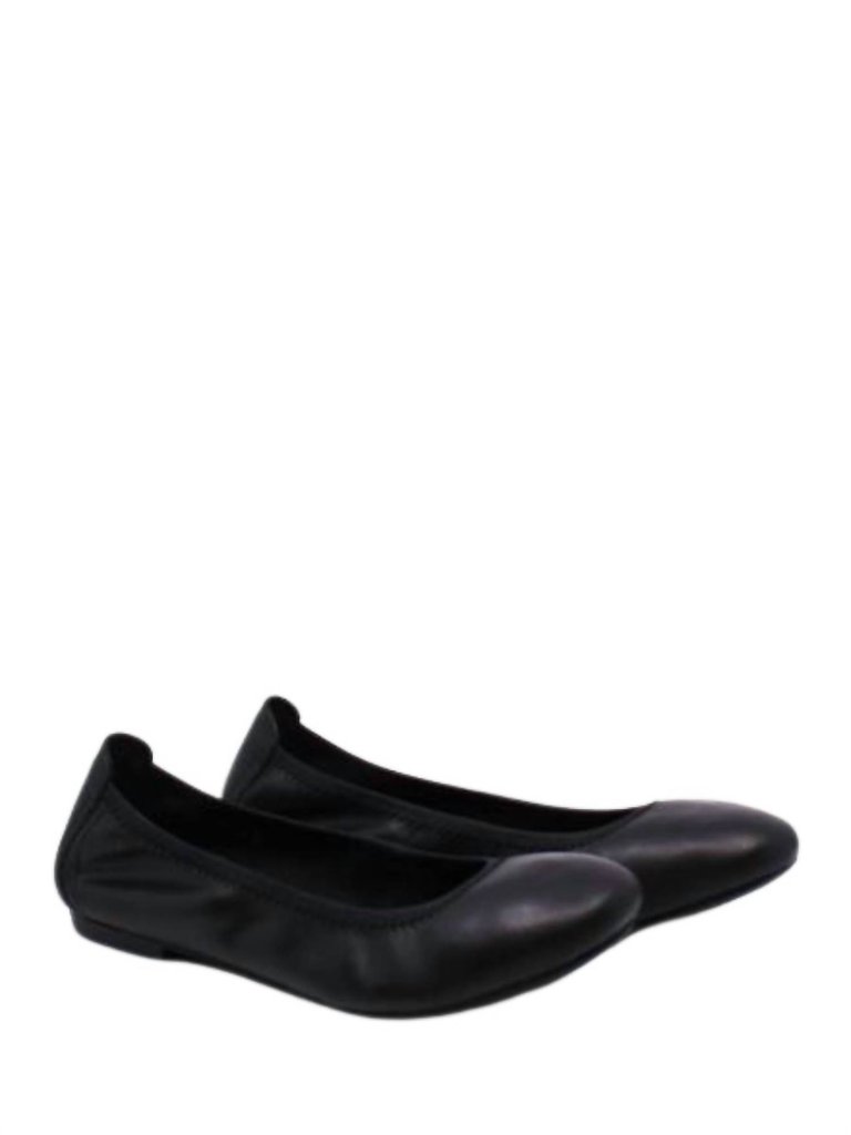 Women's Julianne Ballet Flat Shoe In Black - Black