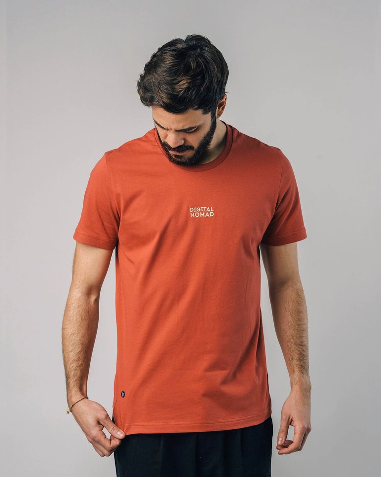Digital Nomad T-Shirt Terracota - Brown