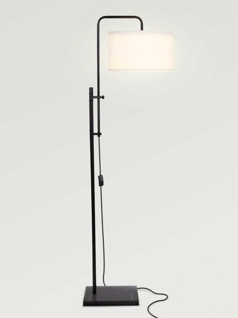 Leo LED Floor Lamp