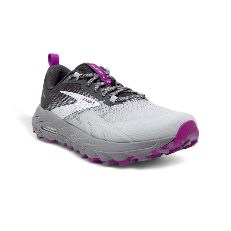 Women's Cascadia 17 Running Shoes In Oyster/blackened Pearl/purple