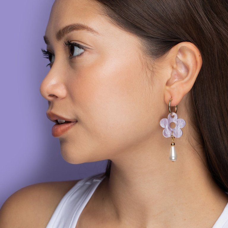 Daisy Pearl Drop Earrings