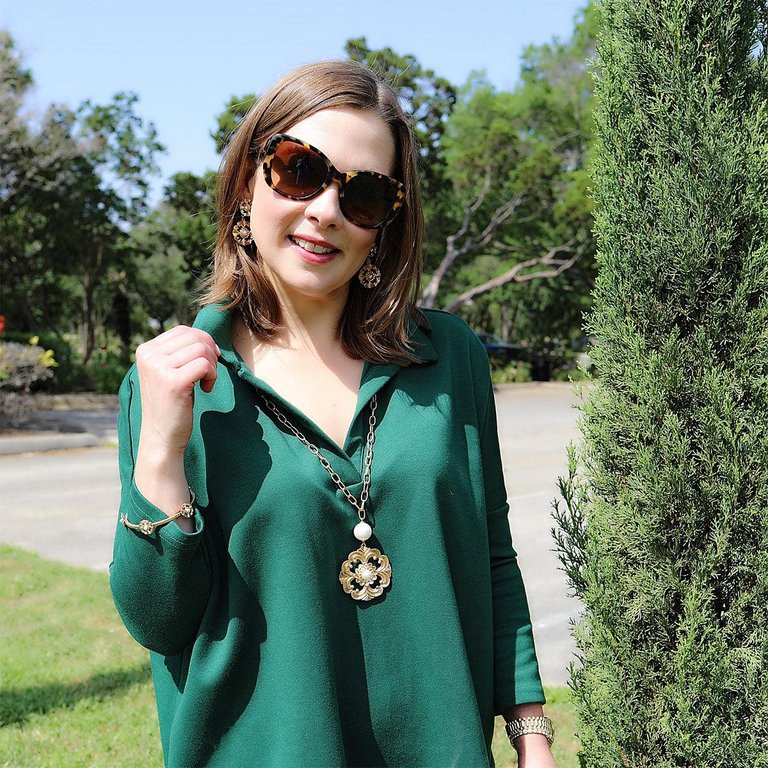 Marguerite Acanthus & Pearl Drop Earrings