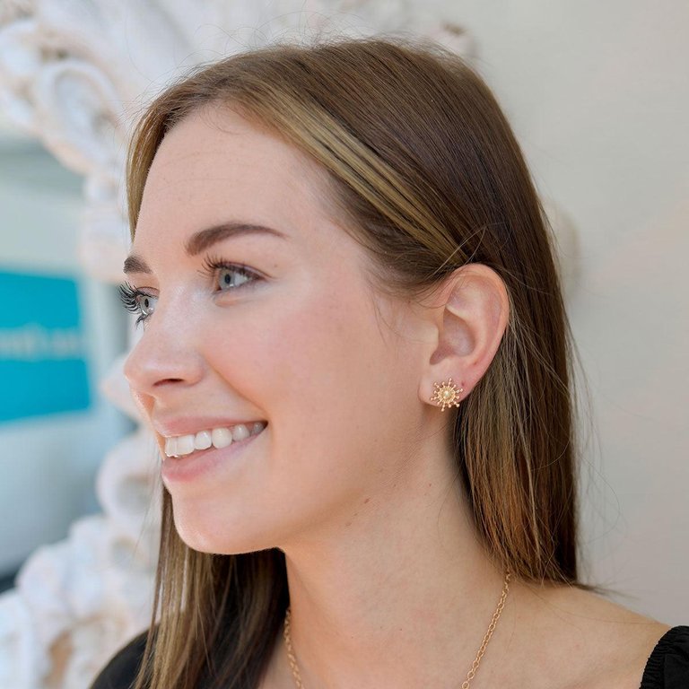 Olivia Sunburst Stud Earrings in Worn Gold