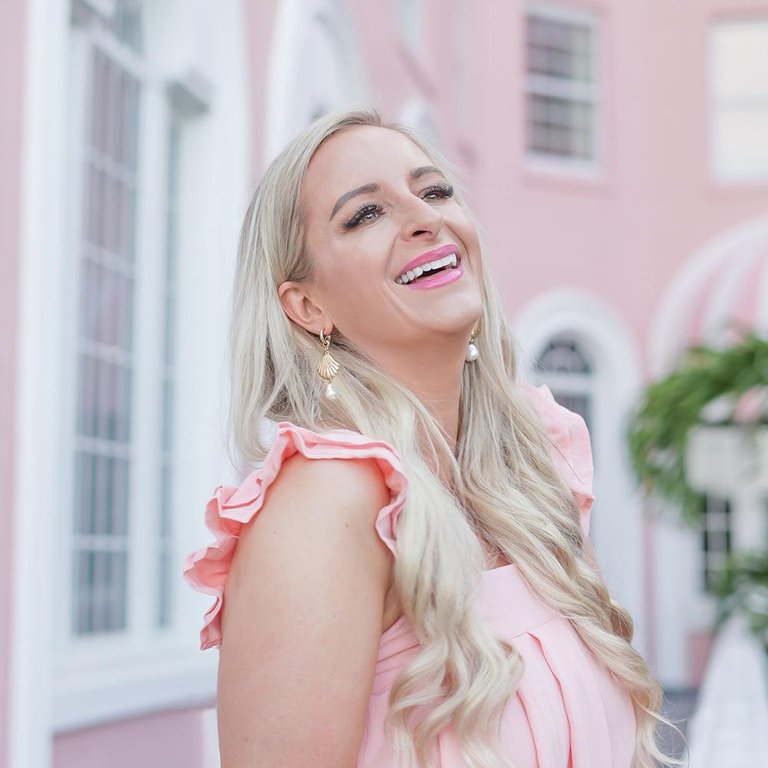 Thelovelyflamingo Scallop Shell & Pearl Drop Hoop Earring