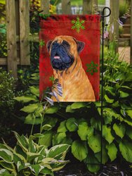 11 x 15 1/2 in. Polyester Mastiff Red and Green Snowflakes Holiday Christmas Garden Flag 2-Sided 2-Ply